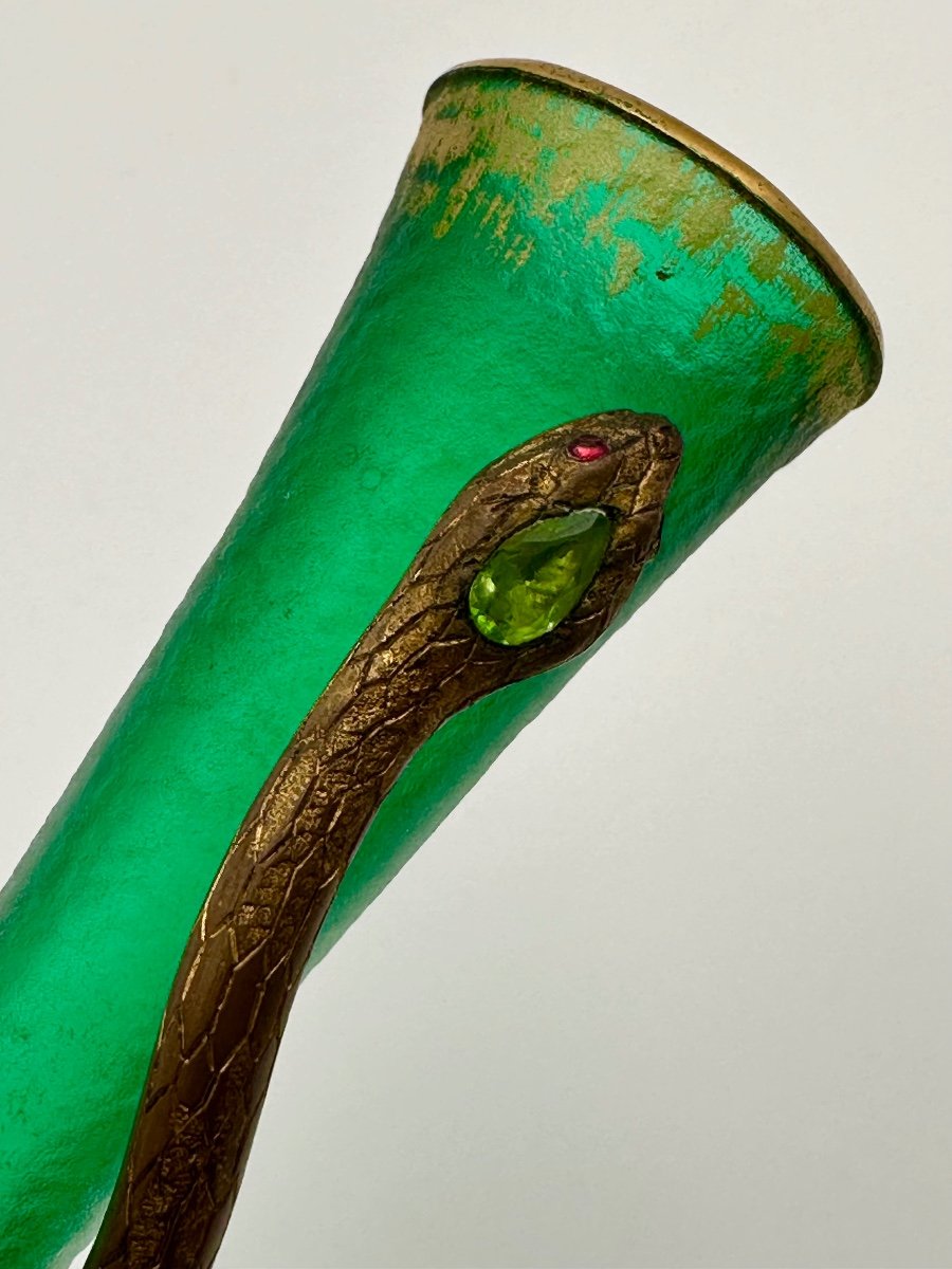 Daum Vase En Verre Givre Vert ,très Rare-photo-2