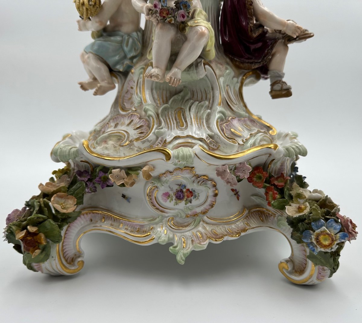 Antique Large Meissen Porcelain Cenerpiece-photo-5