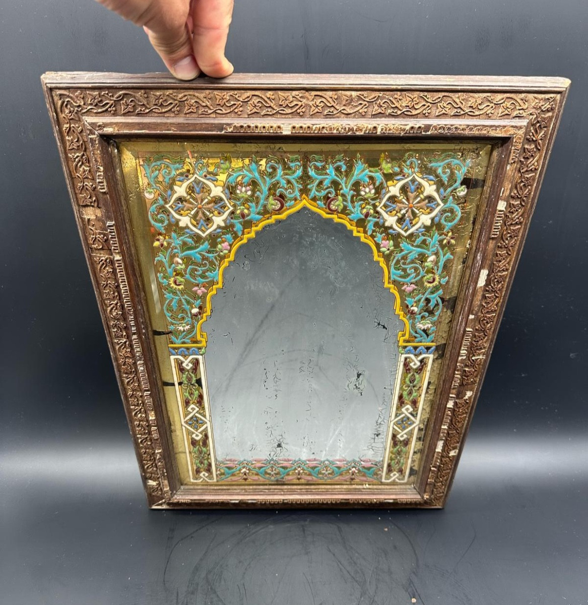 Miroir en verre émaillé Lobmeyr dans un cadre en bois sculpté, réalisé pour le marché Ottoman 