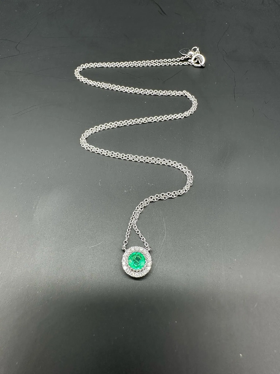 18k Gold Emerald And Diamonds Collier Pendant.-photo-2