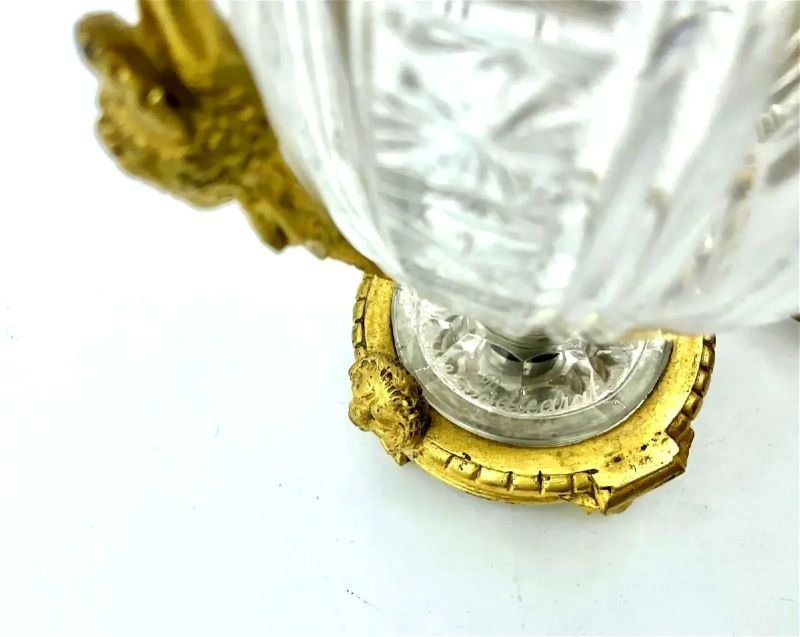 Rare ! Flacon de parfum à double anse en bronze signé du musée Baccarat-photo-3