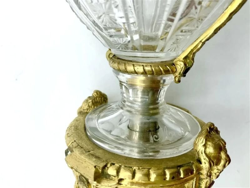 Rare ! Flacon de parfum à double anse en bronze signé du musée Baccarat-photo-7