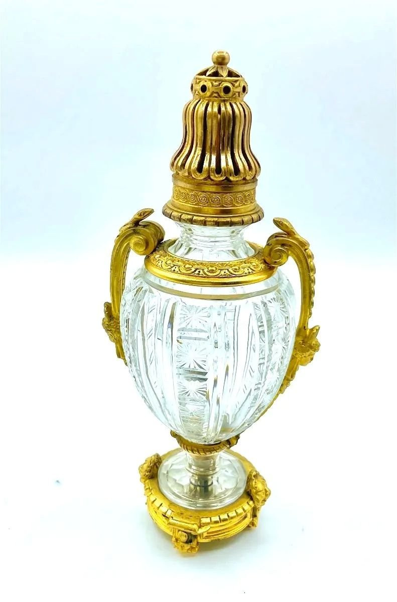 Rare ! Flacon de parfum à double anse en bronze signé du musée Baccarat-photo-8