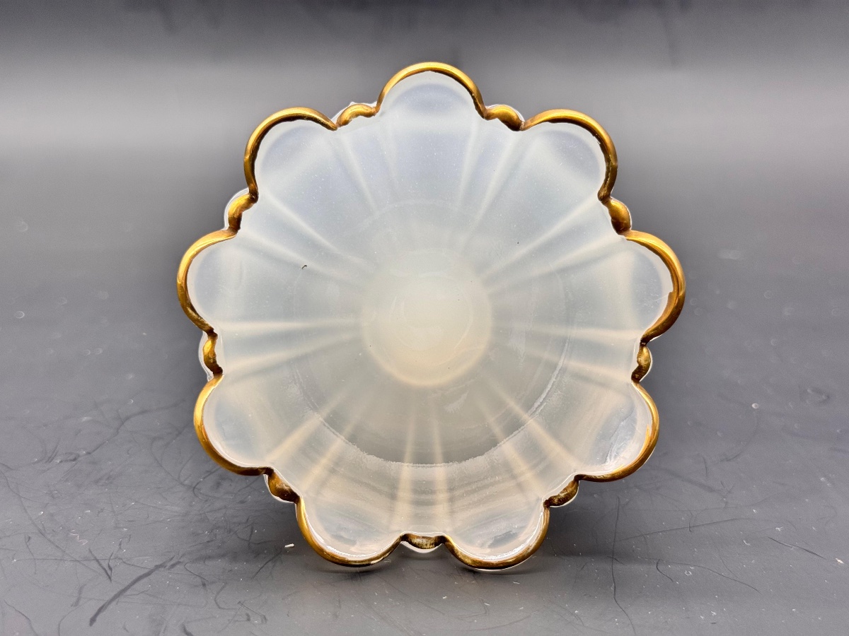 Antique French White Opaline Glass Bonbon Dish -photo-4