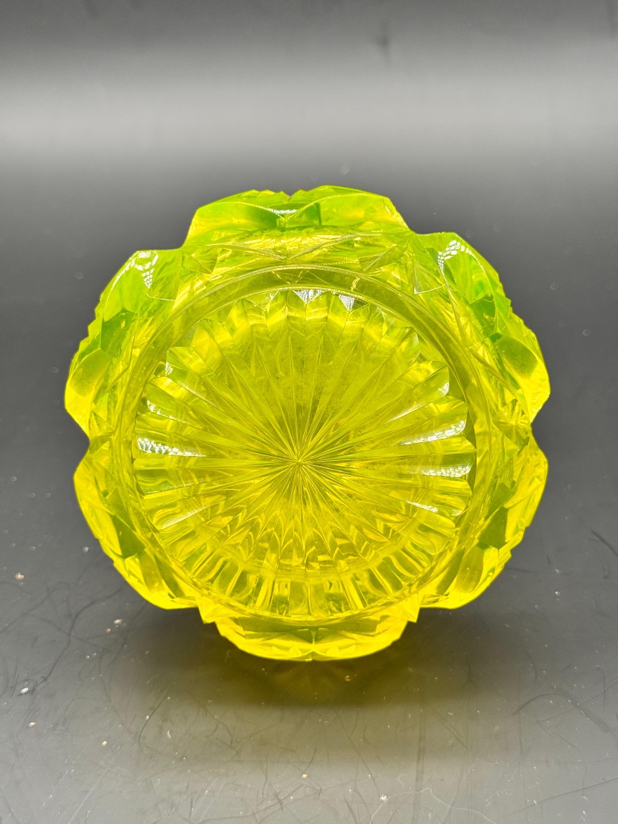 Antique Uranium Baccarat Glass Ever And Charger,perfect Condition -photo-3