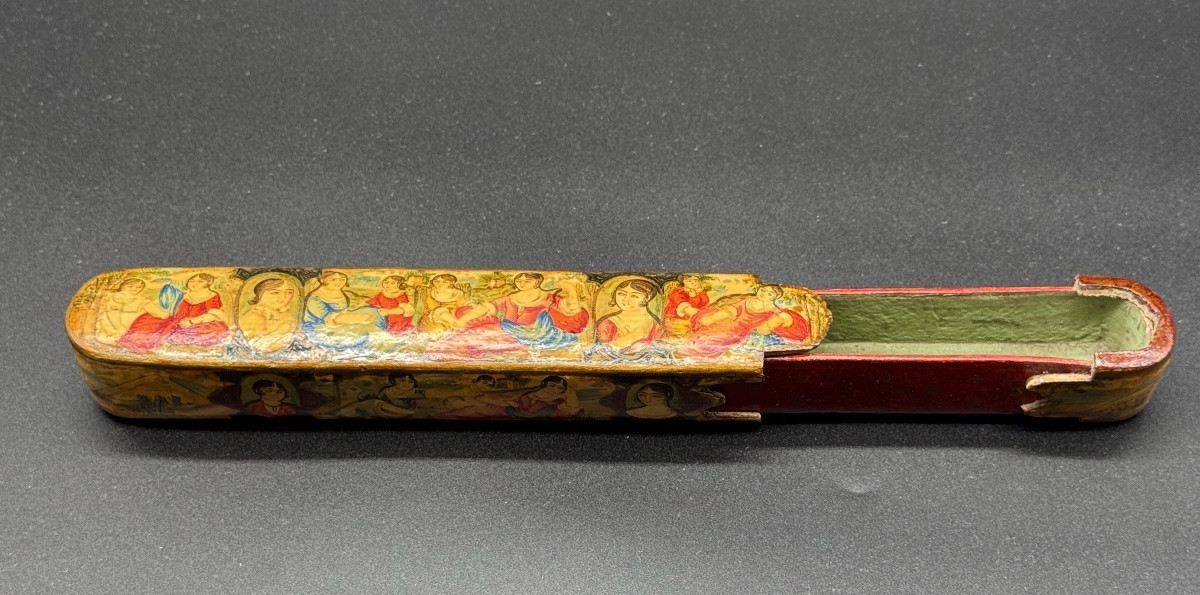 Qajar Lacquer Box,1800-photo-3