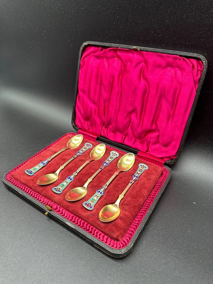 Ensemble de 6 cuillères russes en argent doré et émail champlevé, Antip Kuzmichev-photo-1