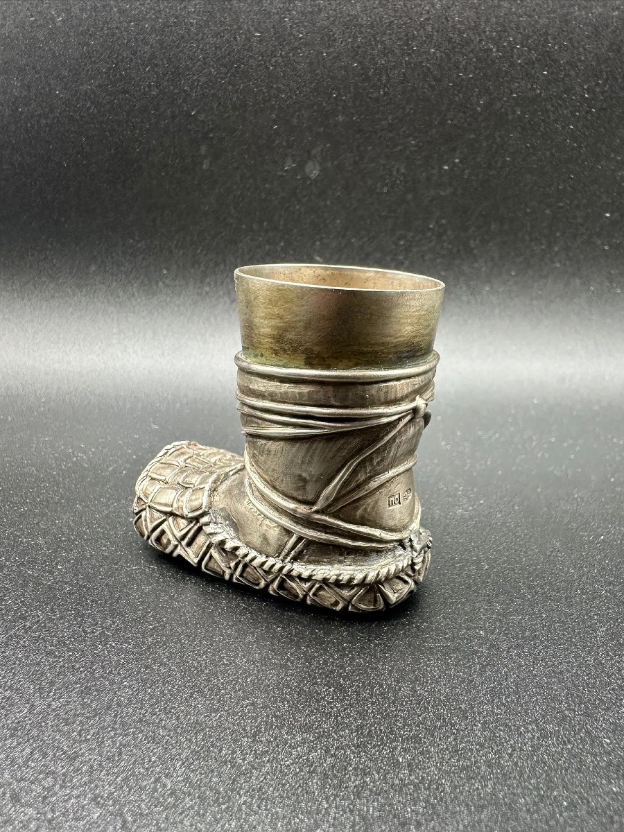 Coupe à vodka en argent Pavel Ovchinnikov en forme de Lapti-photo-8