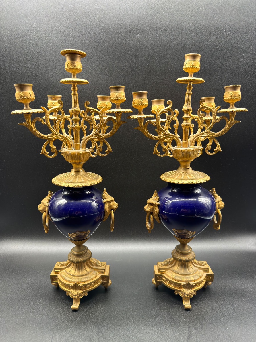 PAIRE DE CANDÉLABRES EN BRONZE DORÉ ET PORCELAINE DE SÈVRES, FRANCE, XIXe SIÈCLE-photo-3