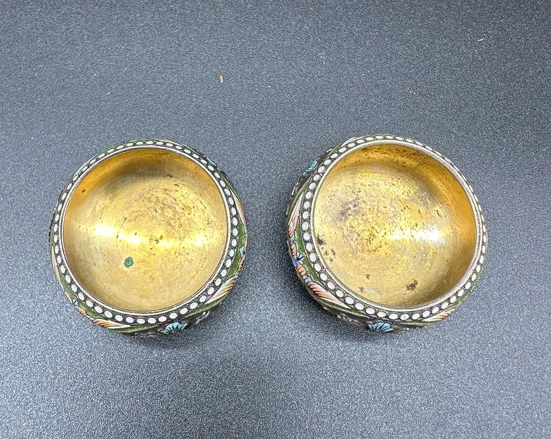 Paire de salières anciennes russes en argent émaillé-photo-4