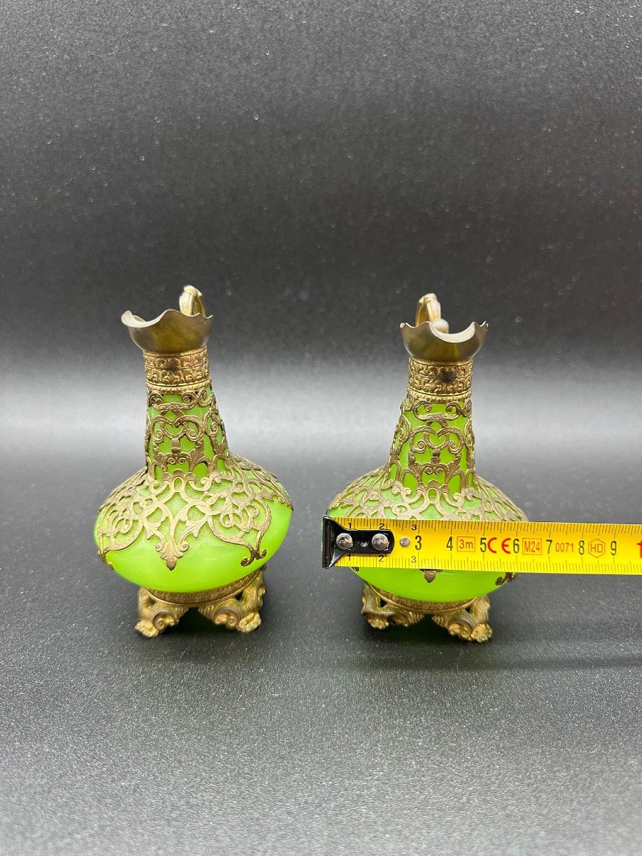 Pair Of French Opaline Uranium Glass Jugs. Palais Royal. Napoleon III-photo-1