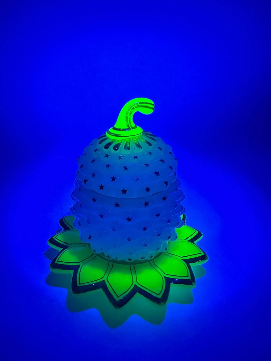 Baccarat Opaline Sugar Pot And Cover In A Shape Of Pine Apple" Pate De Riz",1845-1865 #2-photo-2