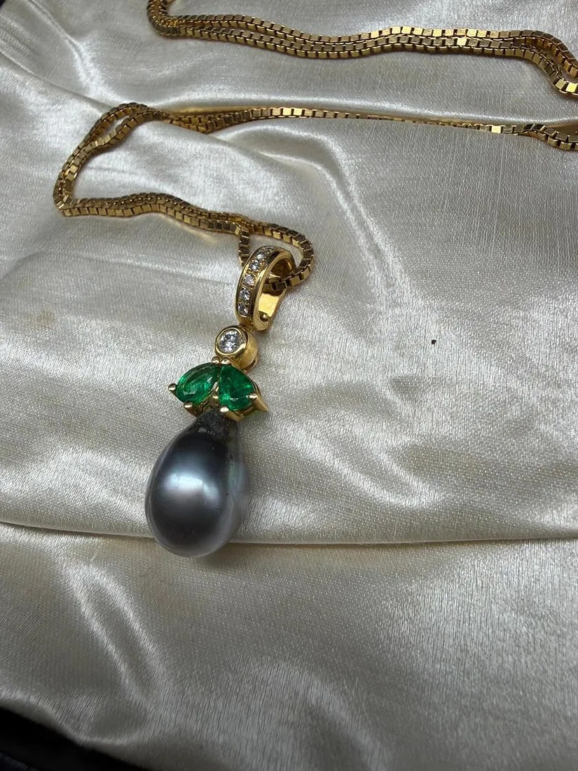 Black Pearl With Emeralds Pendant 18k Gold With Gold Chain-photo-4
