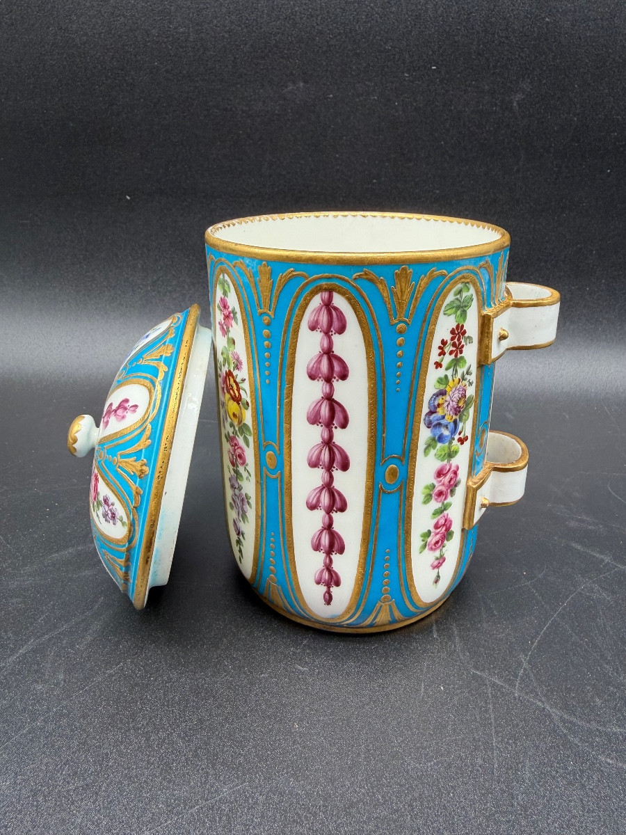 A Sèvres Bleu-célèste-ground Tobacco Jar And Cover, Circa 1768