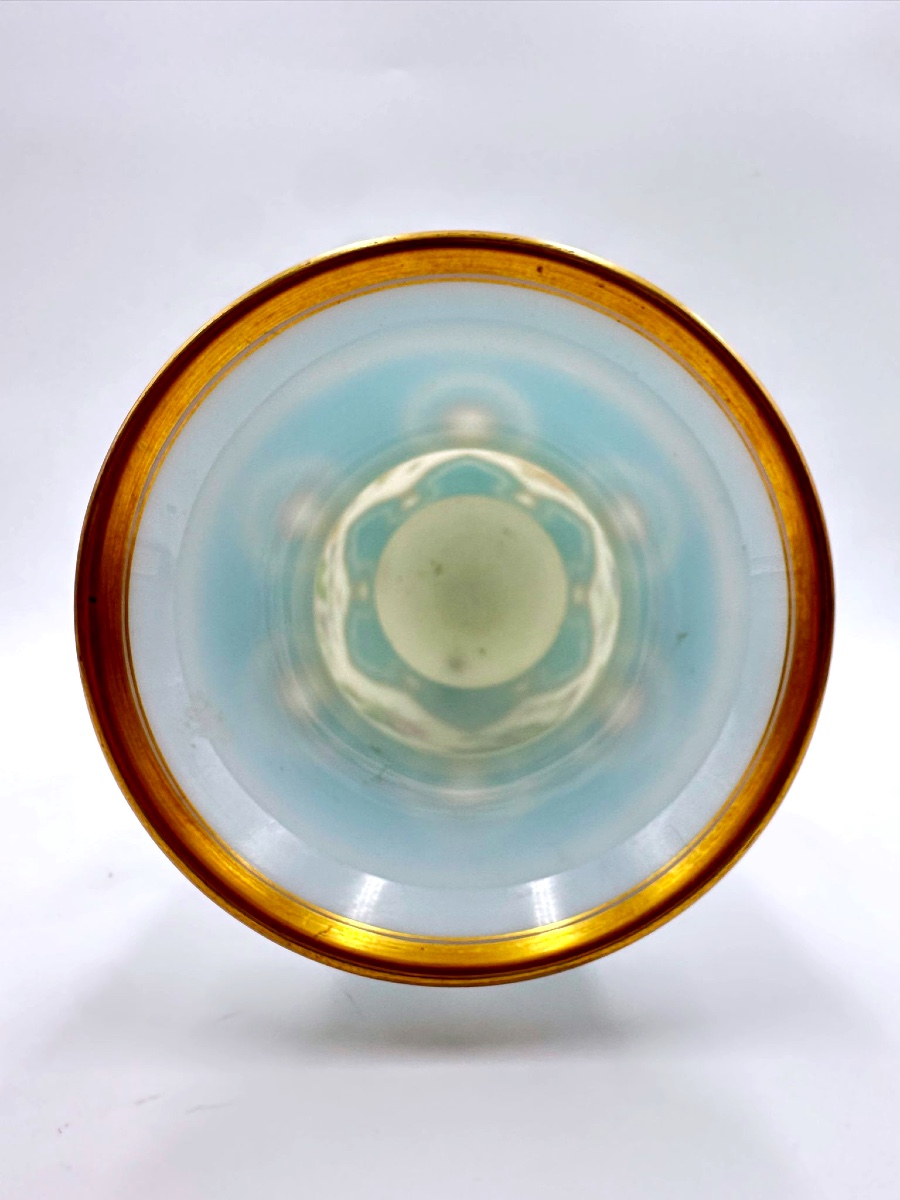 19century French Opaline Glass Vase Hand Painted By Jean Francois Robert-photo-4