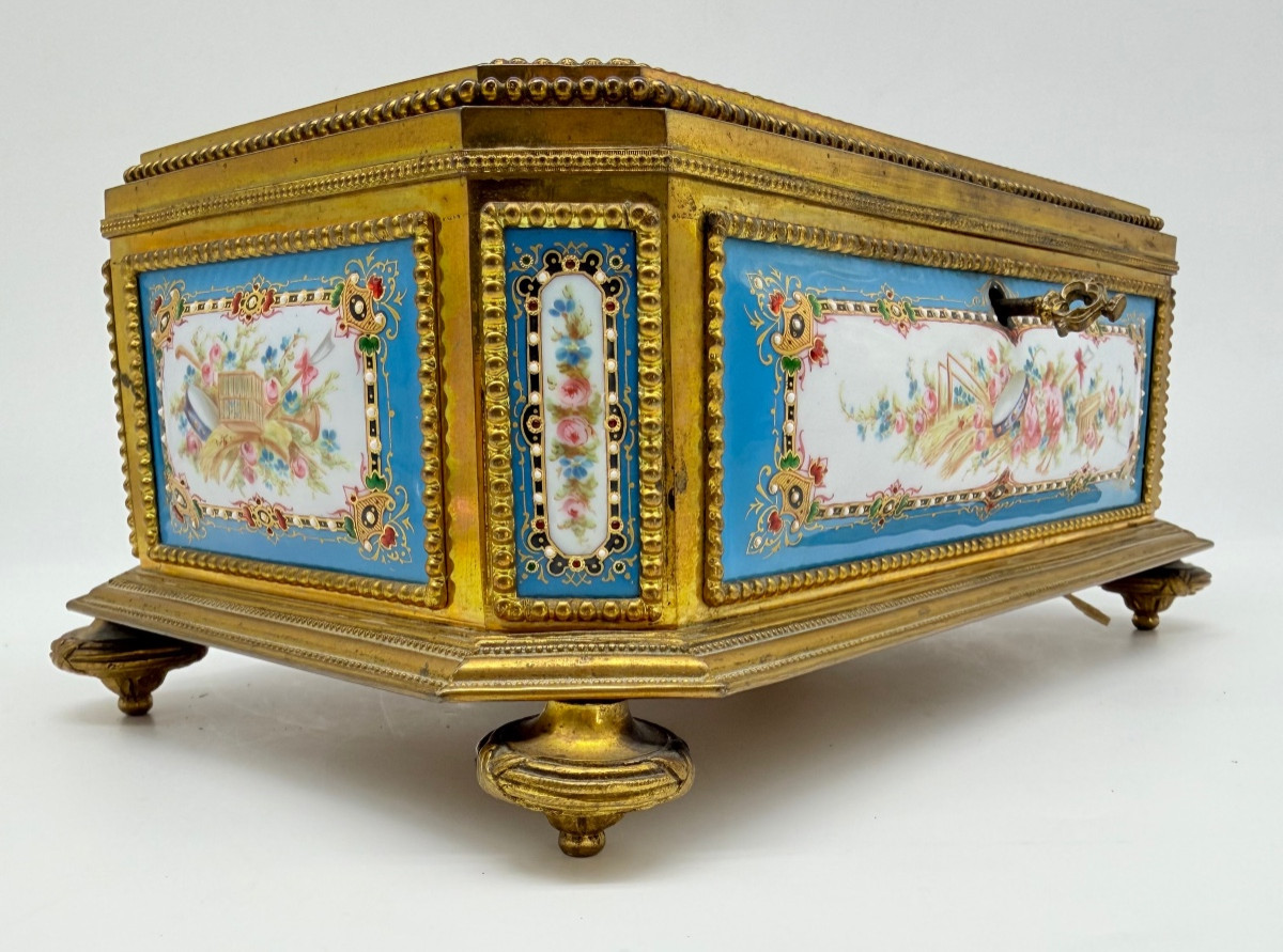 Guithon Brrceaux Signed Box ,bronze Enamel Plaques,xix Century-photo-3