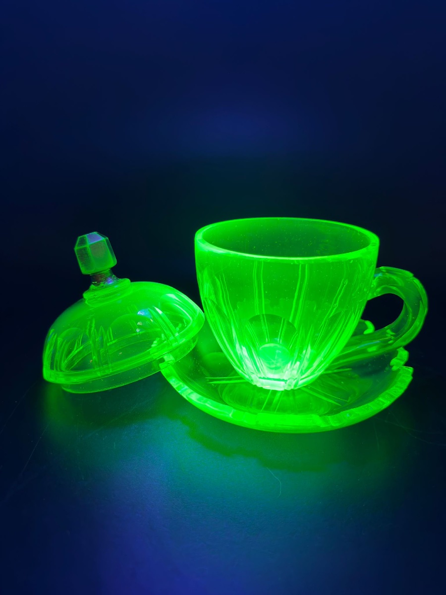 Antique Bohemian Uranium Glass Covered Cup And Saucer, Sahleplik For Middle East Market-photo-3