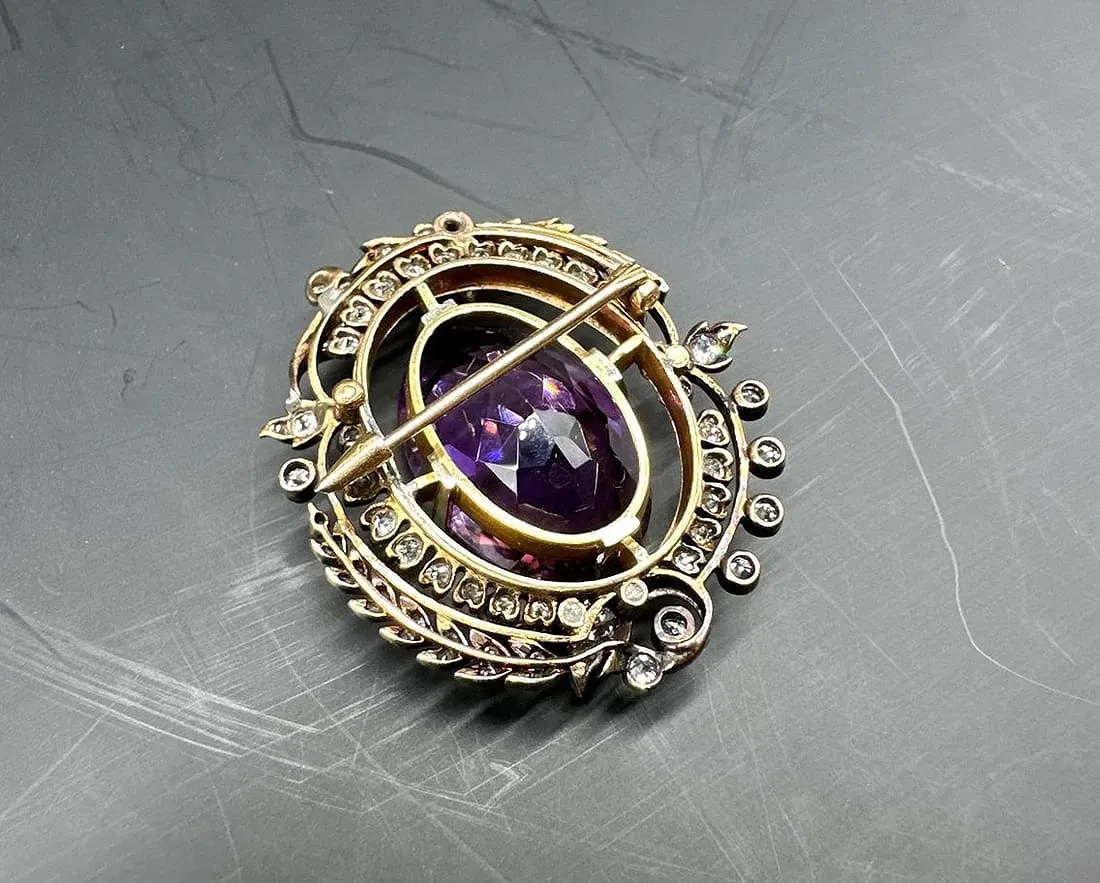 Victorian Large Gold Brooch With Large Amethyst And Diamonds-photo-4