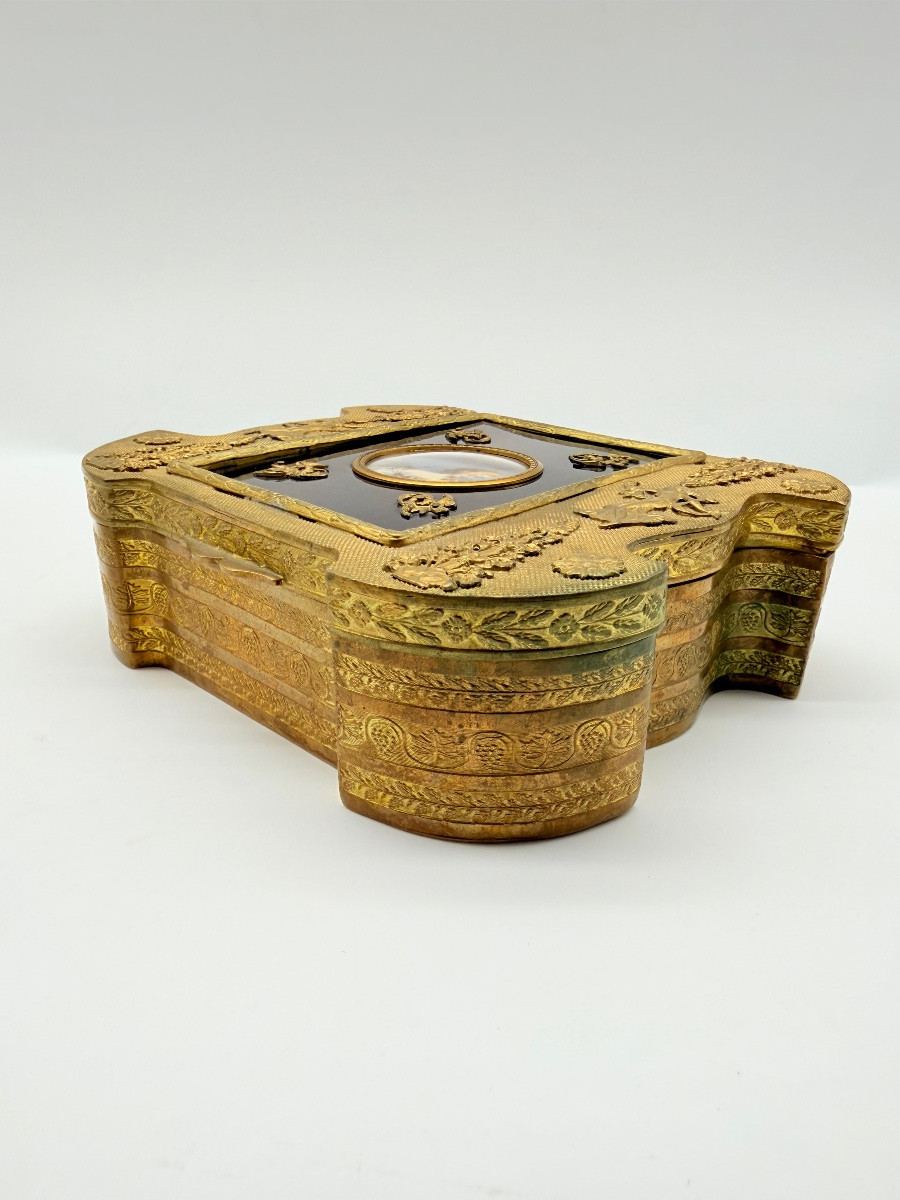 Antique French Bronze Gilded Casket With A Minute Plaque -photo-3