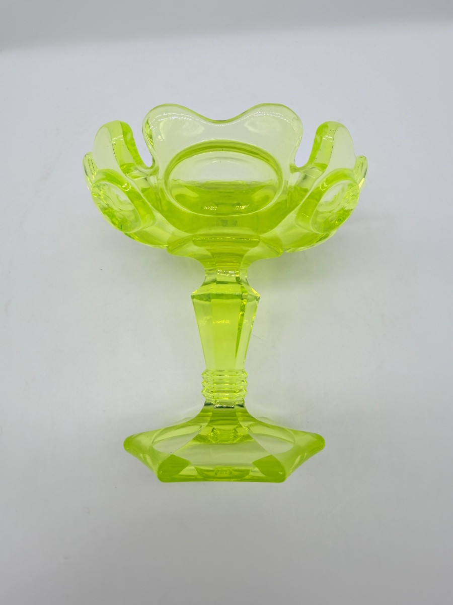 Antique Bohemian Uranium Glass Tazza -photo-7