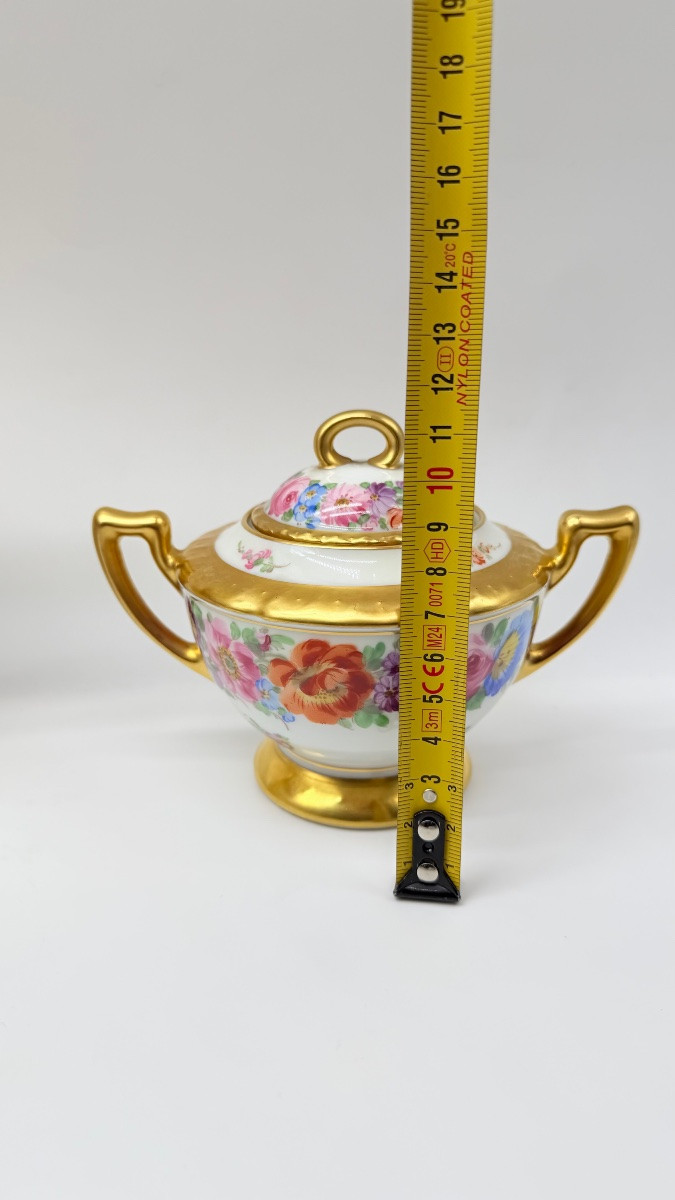 Service à café pour 6 personnes,  Dresden porcelaine décor floral, dorures-photo-5