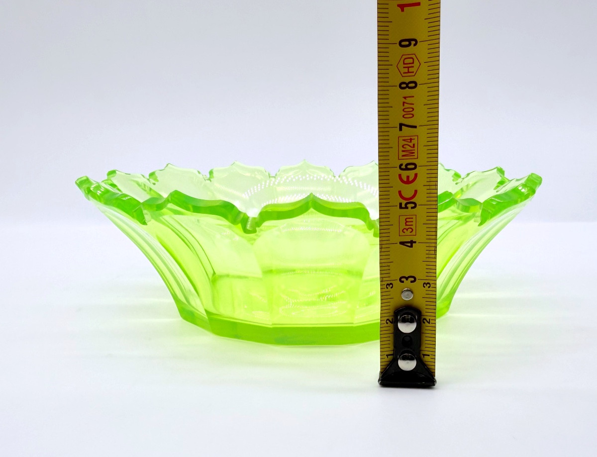 Antique Uranium Glass Fruit Bowl -photo-4