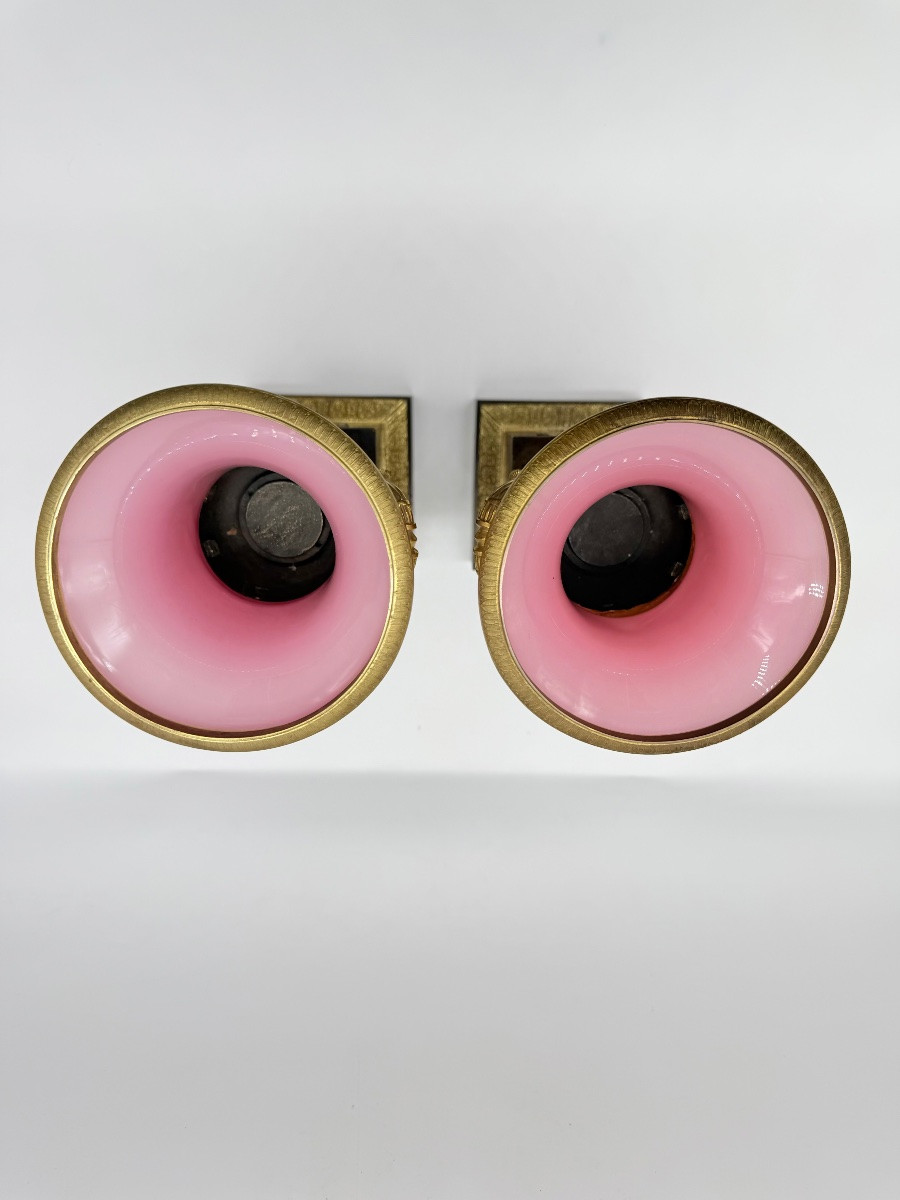 Paire de vase Médicis en opaline gorge de pigeon et bronze doré et patin-photo-7