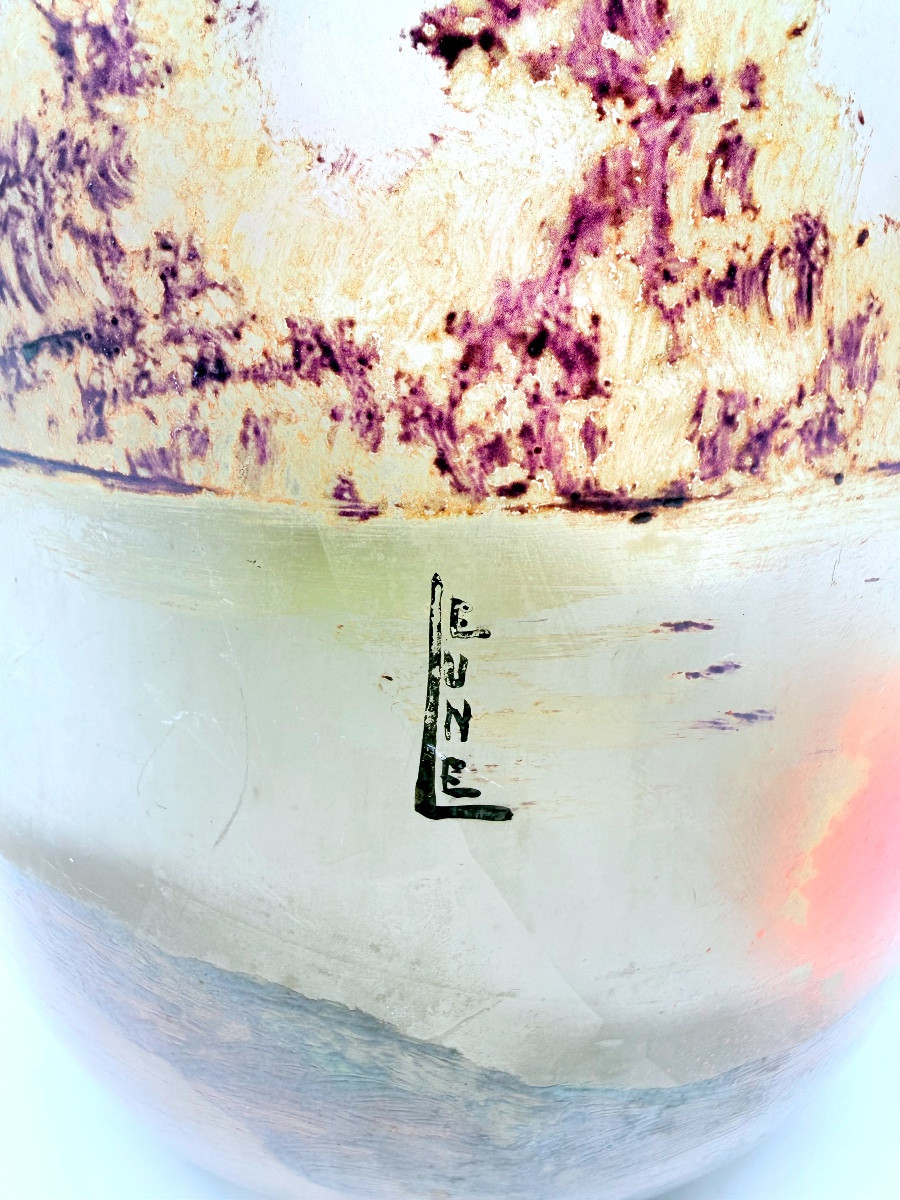 Art Nouveau Vase balustre en verre orange à décor émaillé d’un paysage lacustre,signé LEUNE -photo-3