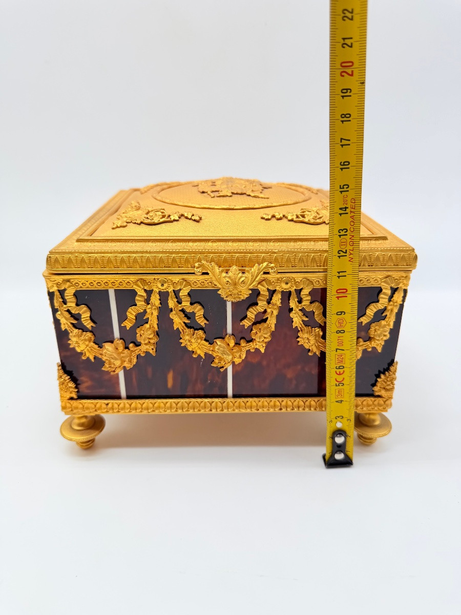 Grande boîte en bronze et écaille de tortue datant de l'époque napoléonienne-photo-1