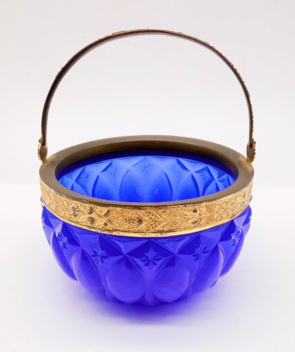 Antique French Opaline Glass Basket Shape Sweet Bowl With Bronze Doré Mounted And Handle-photo-5