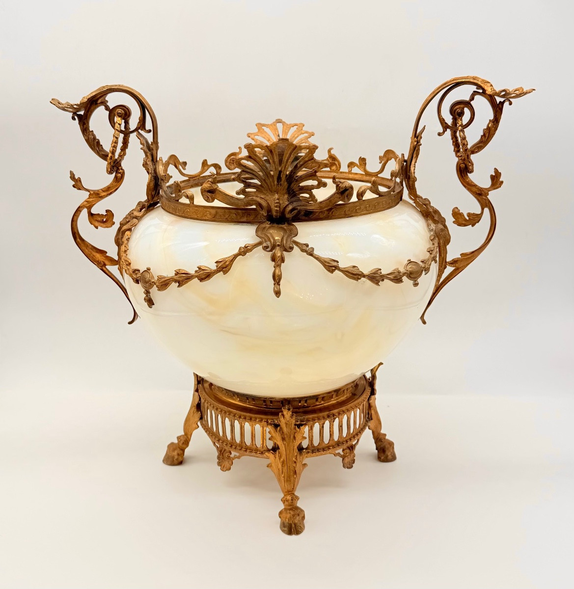 Jardinières françaises en verre Opaline et bronze doré, très grandes et inhabitue,XIXeme-photo-2