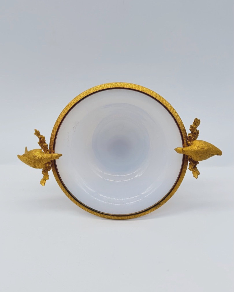 Coupe en cristal opaline bulle de savon du début du XIXe siècle, ornée de colombes-photo-3