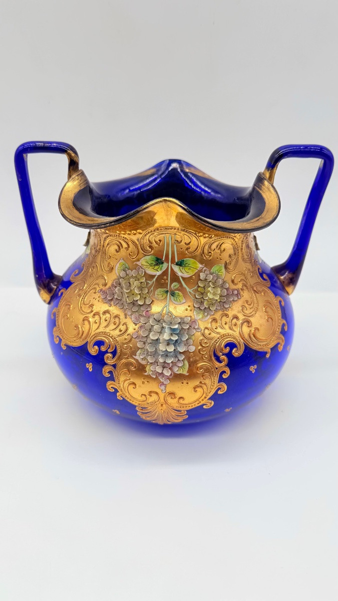.bohemian Glass Centrepiece With Relief Floral Ornament -photo-8