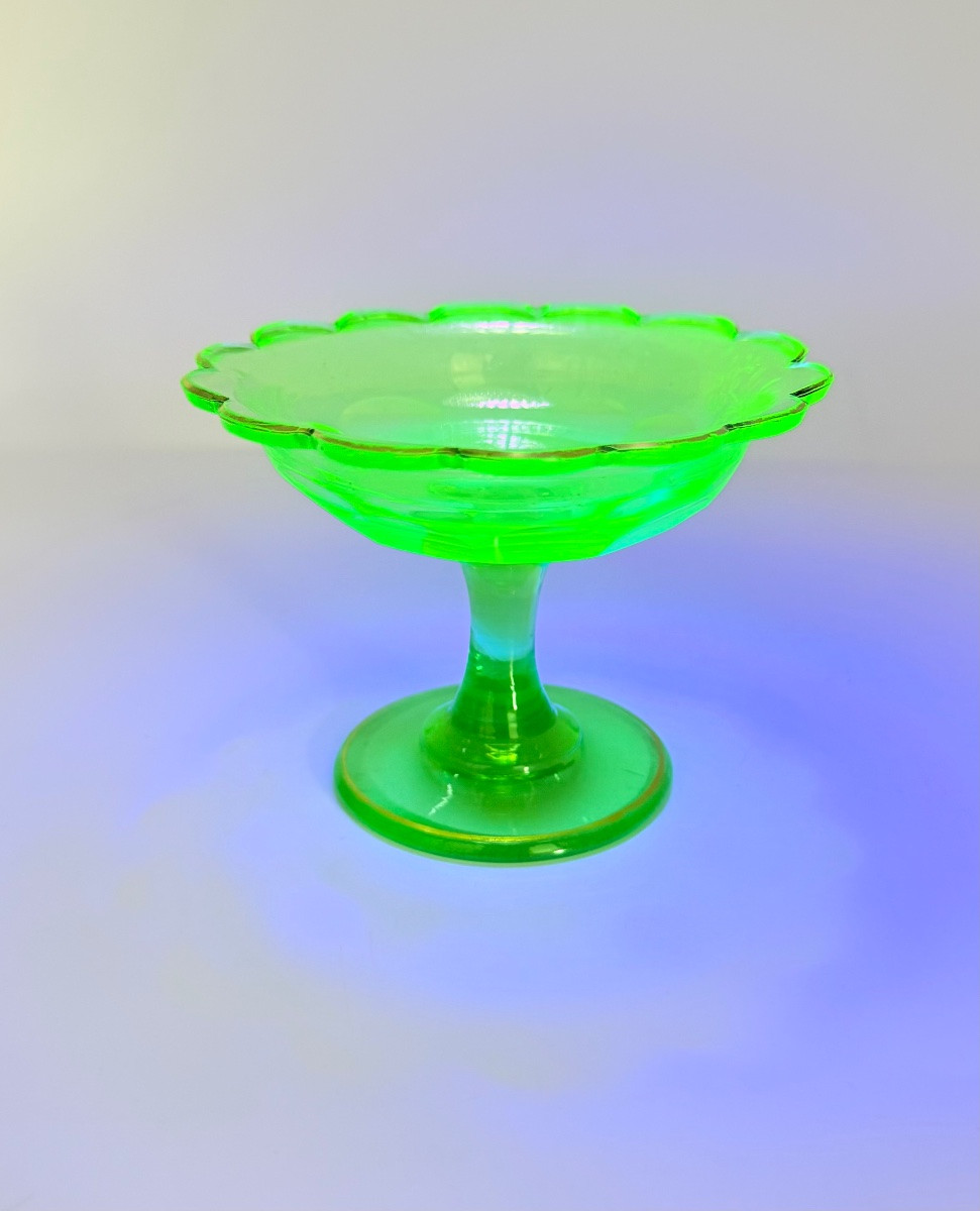 Tasse en verre Ouraline de Bohême de style Biedermeier-photo-2