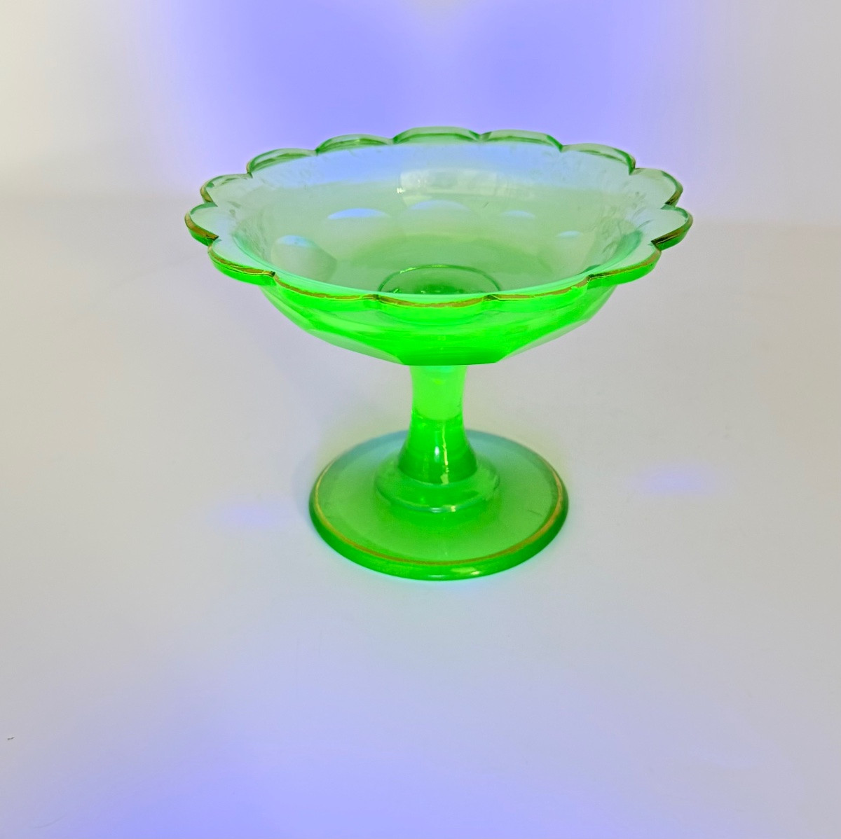 Tasse en verre Ouraline de Bohême de style Biedermeier-photo-3