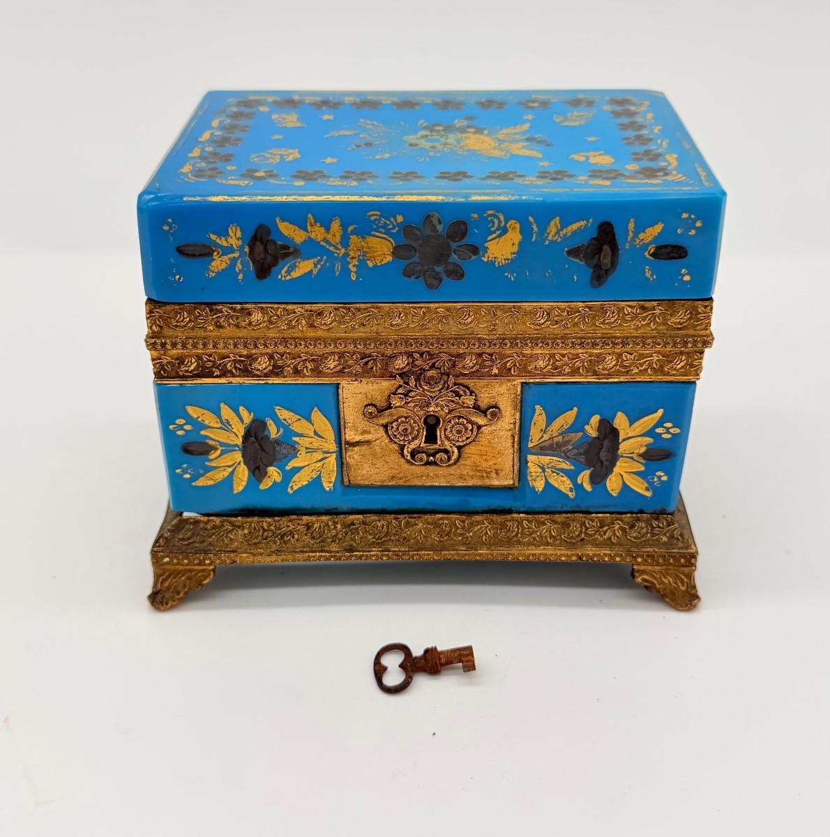 Coffret en Opaline  bleu turquoise peint à l'or,époque Charles X, J.B.Desvignes -photo-5