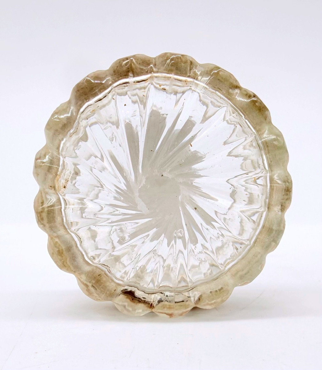 Baccarat Glass  Box Depicting De Beaumarchais, Charles X Period -photo-3