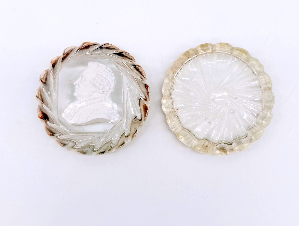 Baccarat Glass  Box Depicting De Beaumarchais, Charles X Period -photo-4