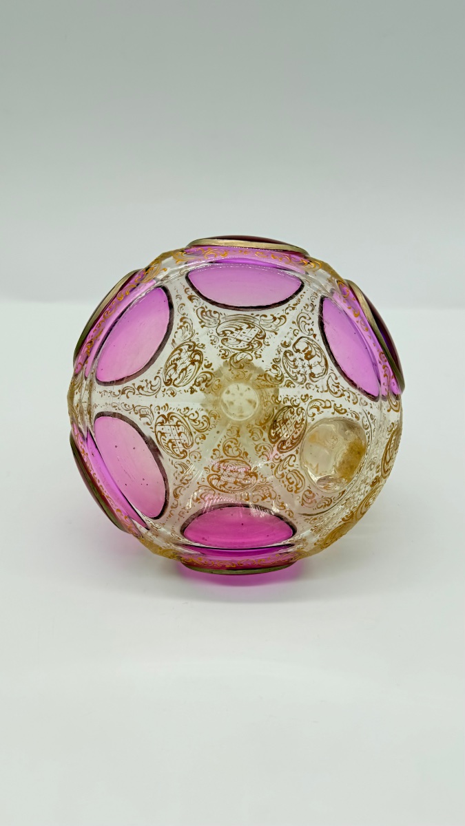 Paire de cruches en verre Moser design cabochon,XIXeme-photo-4