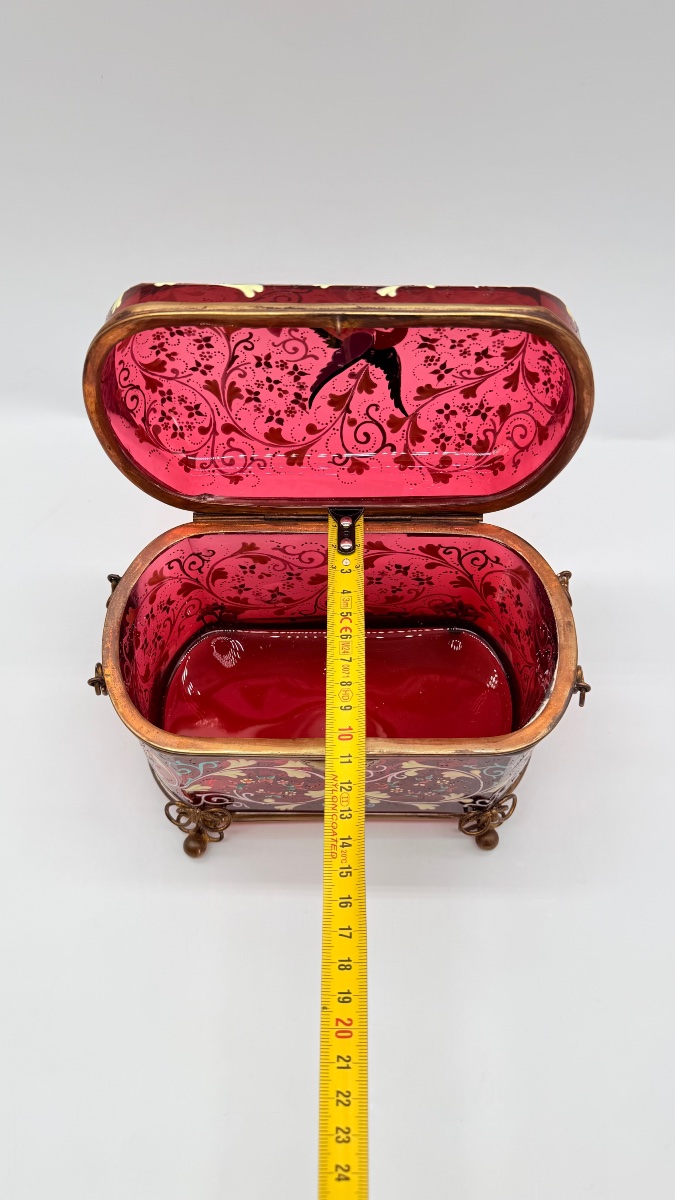 Bohemian Ruby Glass Box With Enamel Decorations, 19th Century-photo-6