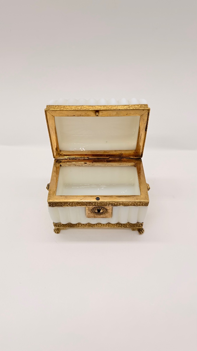 Coffret En Opaline Blanche d'époque Charles X,Bulle de Savon Opaline -photo-3