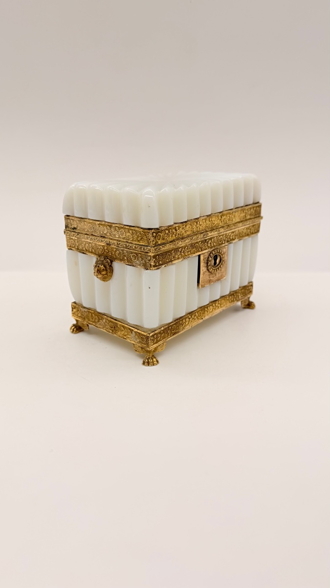 Coffret En Opaline Blanche d'époque Charles X,Bulle de Savon Opaline -photo-7
