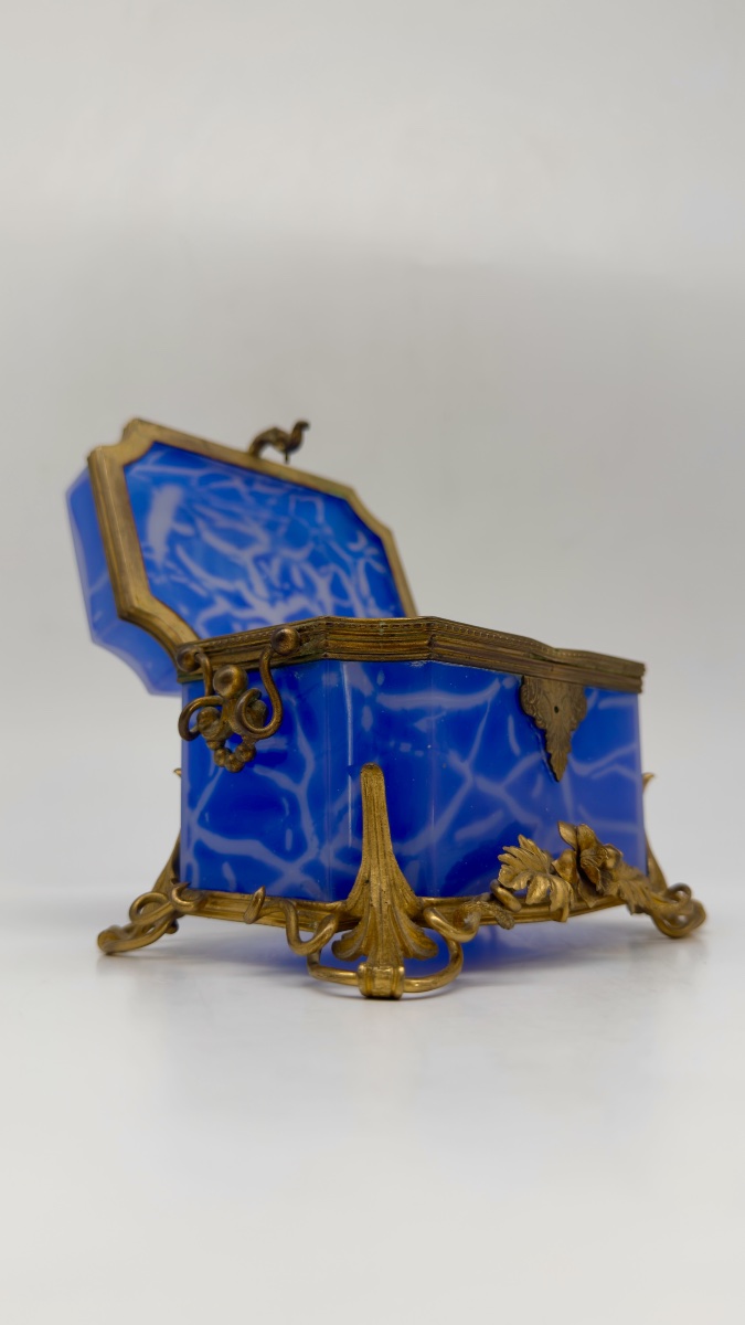 Coffret en opaline bleue française monture en bronze doré,XIXeme-photo-8