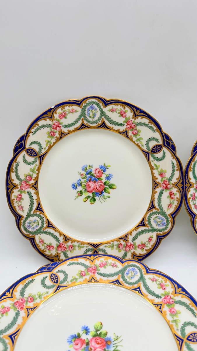 19th Century, Limoges, Set Of Six “château De Tuileries” Porcelain Plates-photo-2