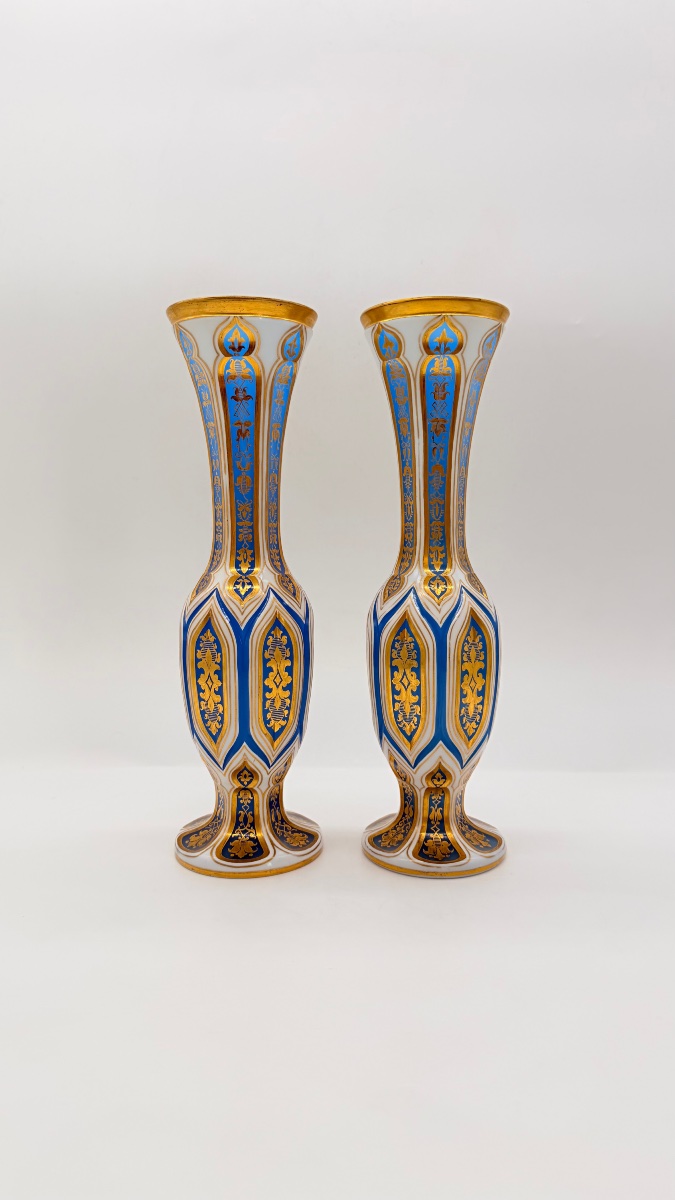 Pair Of Opaline Bohemian Overlay Glass Vases In Gold-toned Turquoise, 19th Century-photo-3
