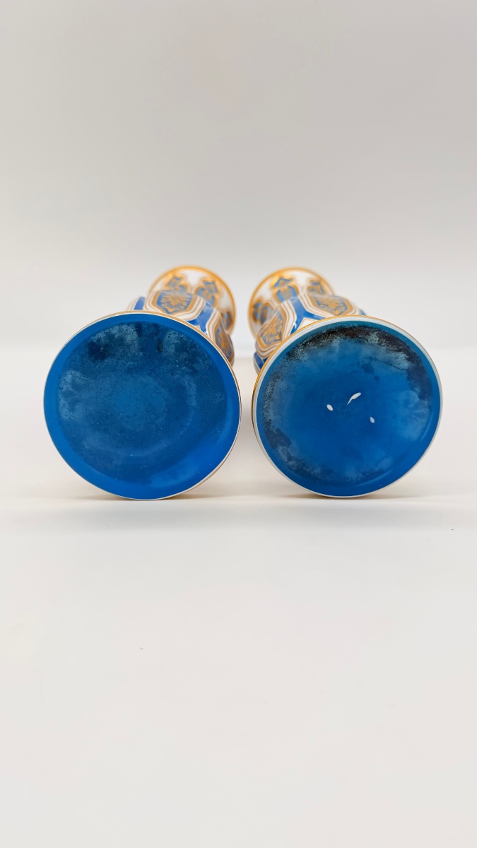 Pair Of Opaline Bohemian Overlay Glass Vases In Gold-toned Turquoise, 19th Century-photo-4