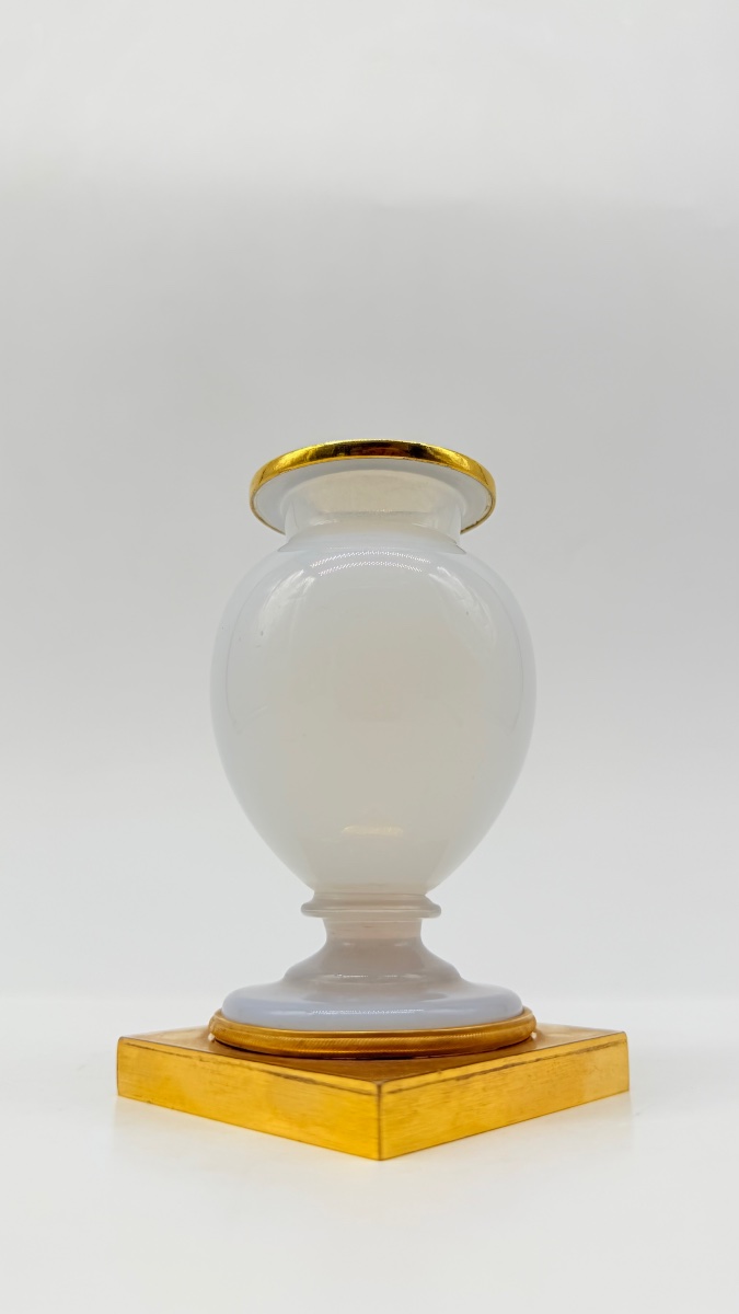 Bulle De Savon Opaline Glass Vase Resting On A Gilded Bronze Pedestal, Charles X-photo-3