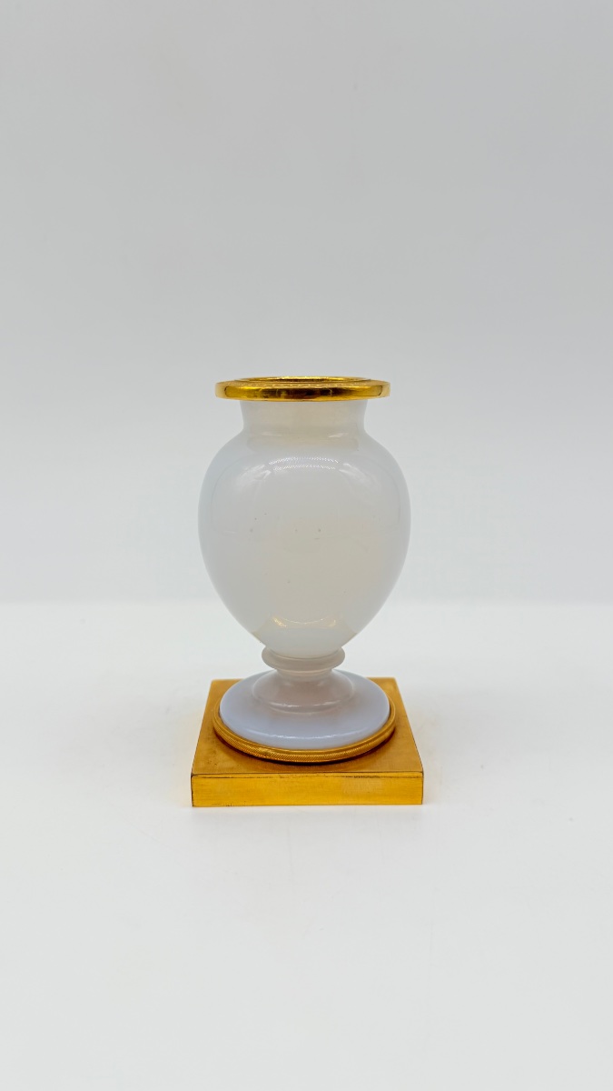 Bulle De Savon Opaline Glass Vase Resting On A Gilded Bronze Pedestal, Charles X-photo-7