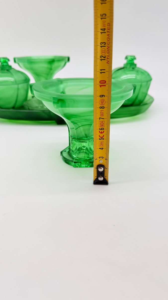 Service de verre en  malachite verte. Epoque Art Deco -photo-4