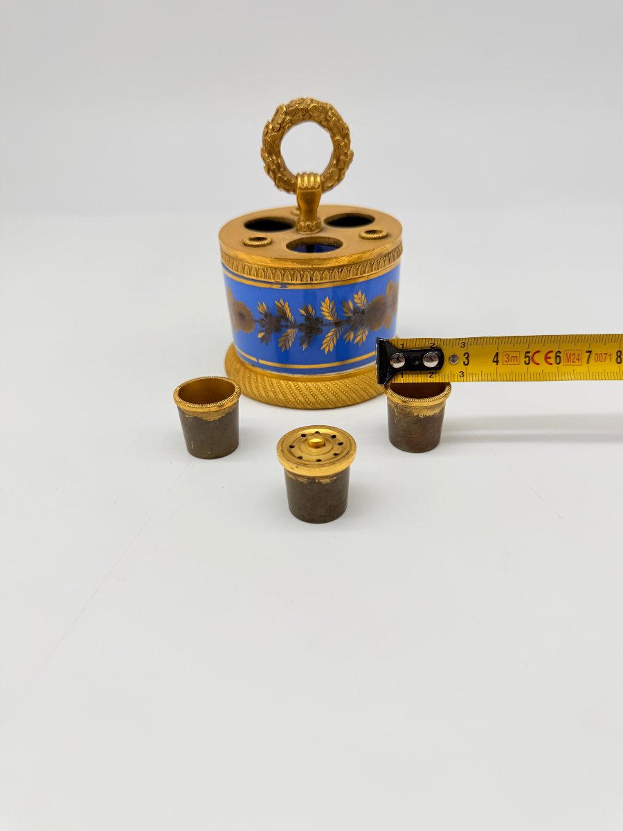 Encrier de bureau en opaline bleu cobalt et bronze doré, époque Charles X, vers 1830-photo-7